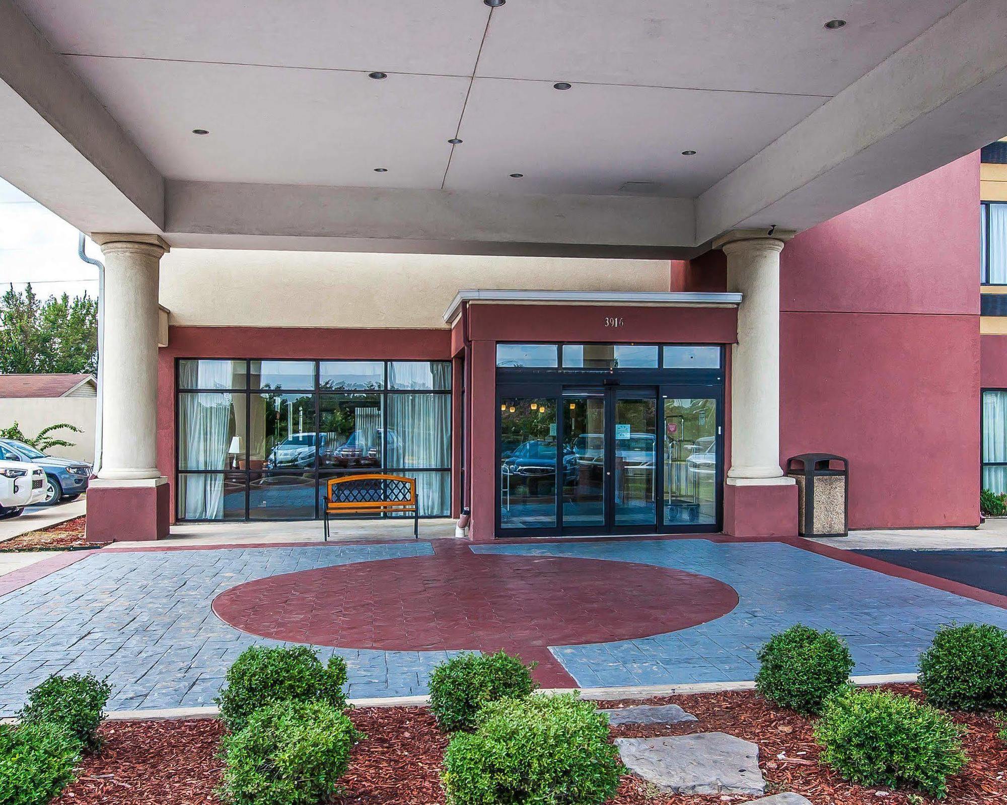 Comfort Suites Tuscaloosa Near University Exterior photo